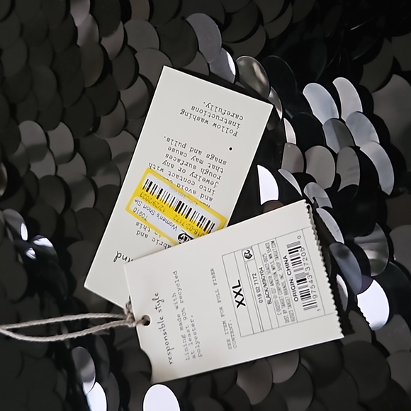 NWT a new day  Palilette Sequins Cropped Top - Picture 11 of 12